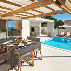 3 bedroom villa with pool and sea views Hvar island sleeps 6